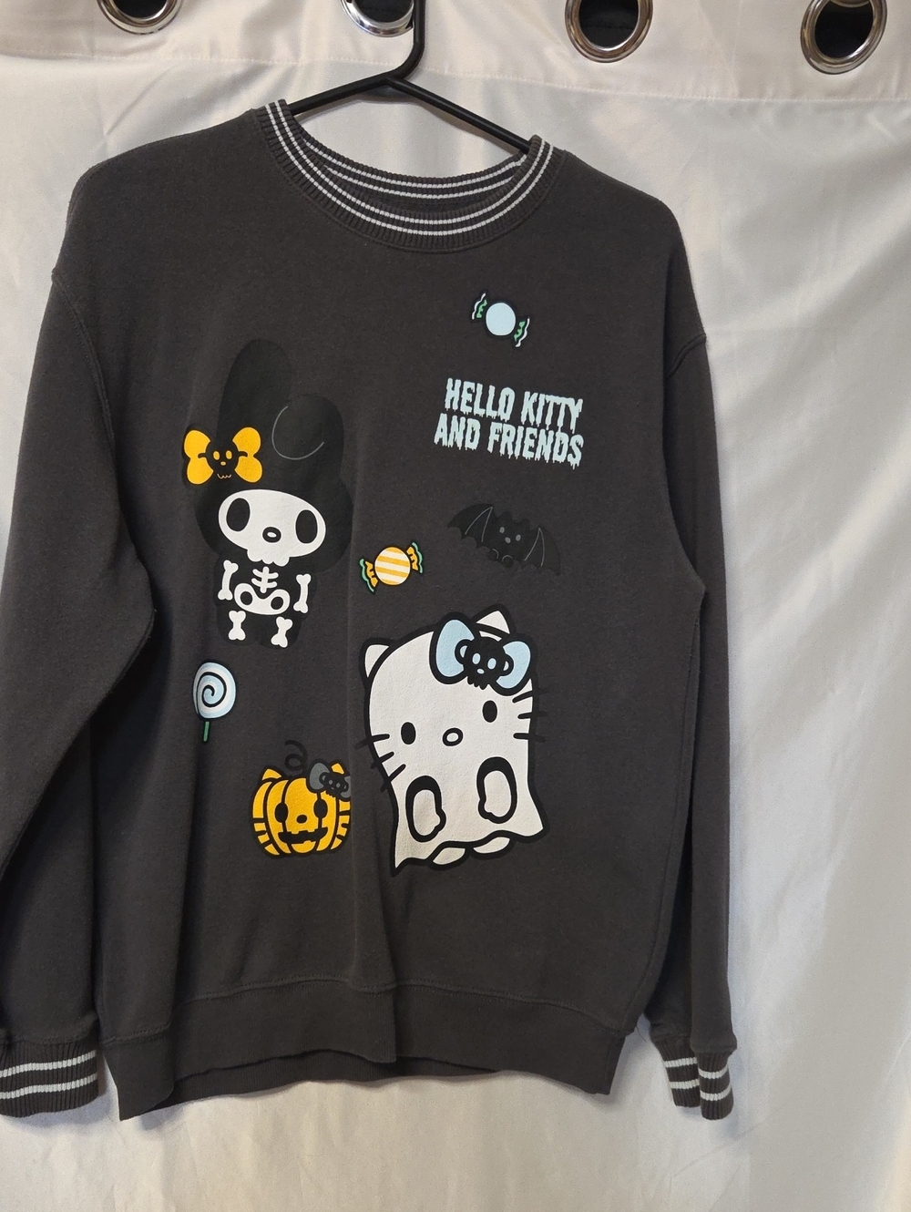 Sanrio Hello Kitty & Friends Black Graphic Pea Coat Style Sweatshirt [1644].